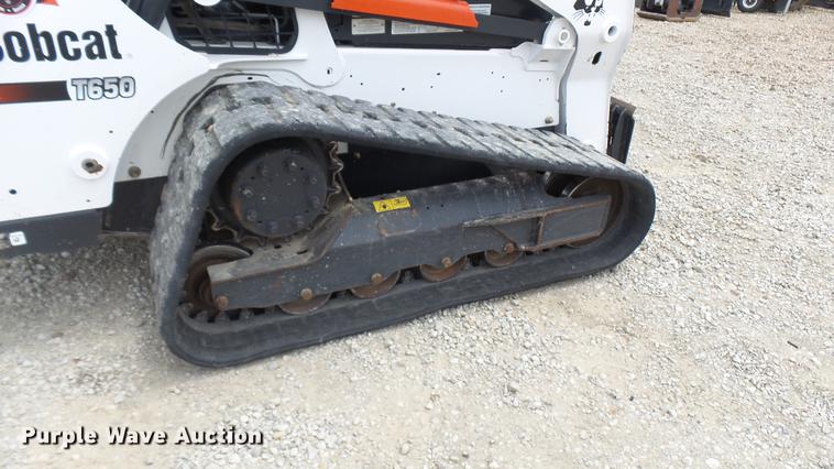 image for item DX9443 2016 Bobcat T650 skid steer