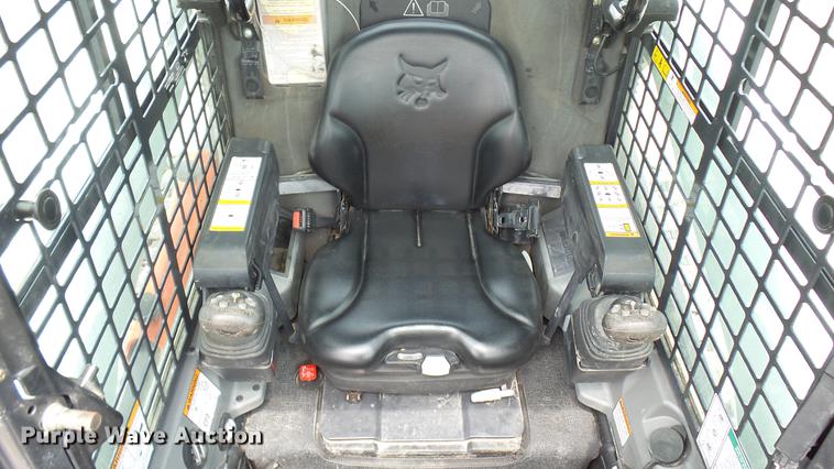 image for item DX9443 2016 Bobcat T650 skid steer