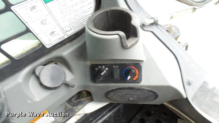 image for item DX9443 2016 Bobcat T650 skid steer