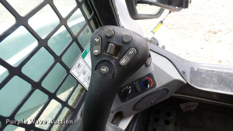 image for item DX9443 2016 Bobcat T650 skid steer