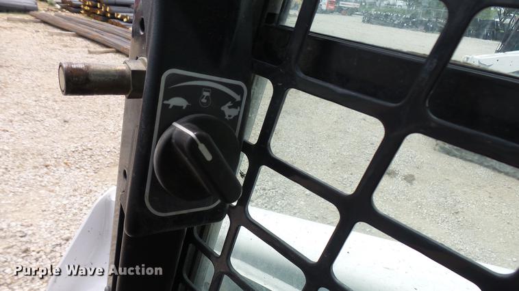 image for item DX9443 2016 Bobcat T650 skid steer
