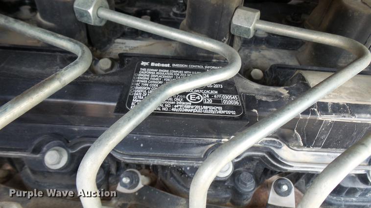 image for item DX9443 2016 Bobcat T650 skid steer