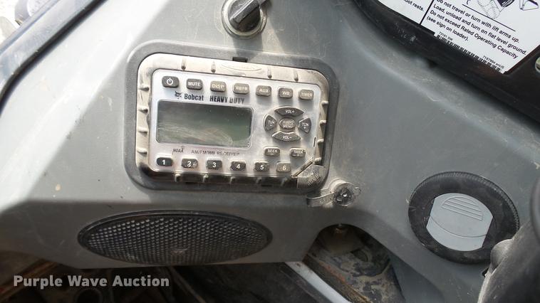 image for item DX9444 2014 Bobcat S650 skid steer