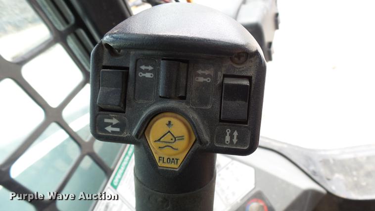 image for item DX9444 2014 Bobcat S650 skid steer