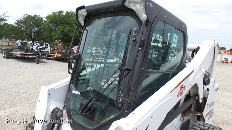 image for item DX9444 2014 Bobcat S650 skid steer