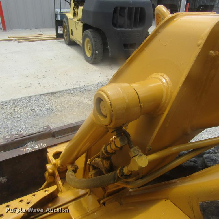 image for item EB9608 1999 John Deere 240 skid steer