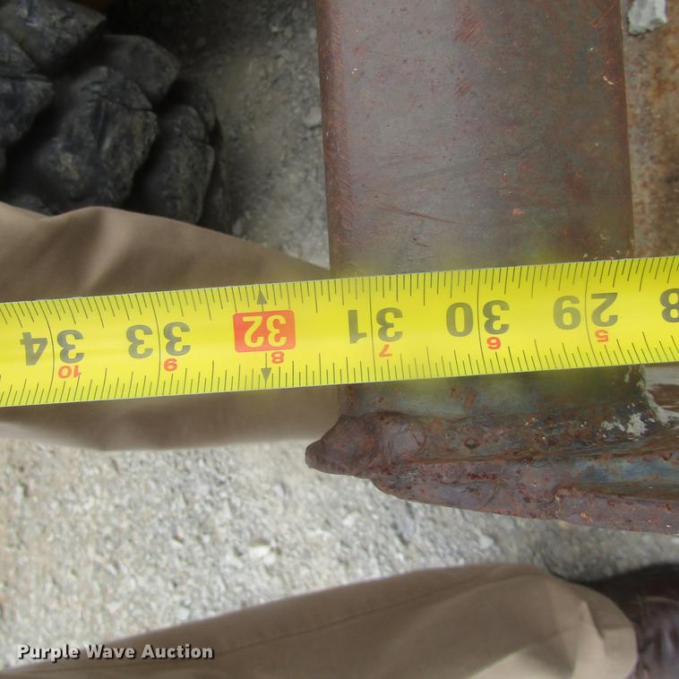 image for item EB9608 1999 John Deere 240 skid steer