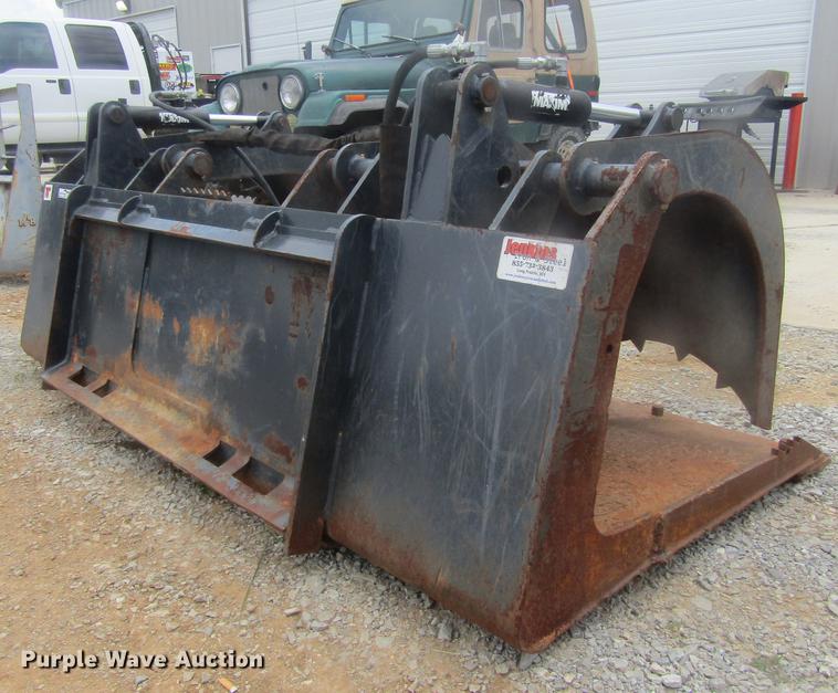 image for item EB9610 Skid steer grapple bucket