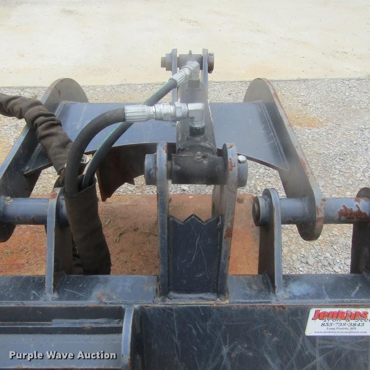 image for item EB9610 Skid steer grapple bucket