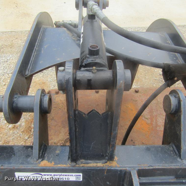 image for item EB9610 Skid steer grapple bucket