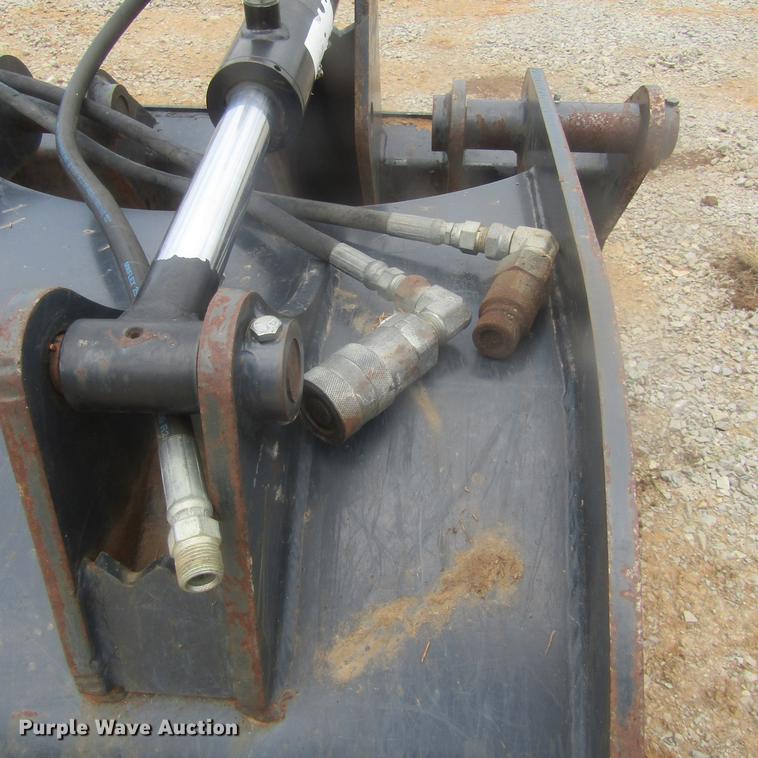 image for item EB9610 Skid steer grapple bucket