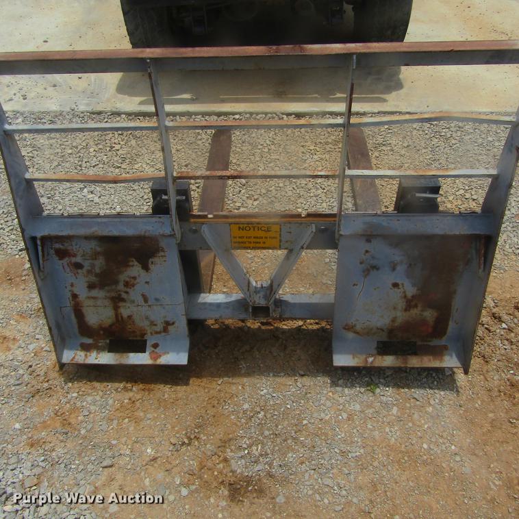 image for item EB9611 Skid steer pallet forks