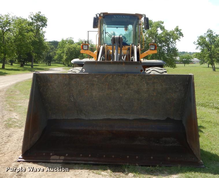 image for item EC9452 2005 Volvo L120E wheel loader
