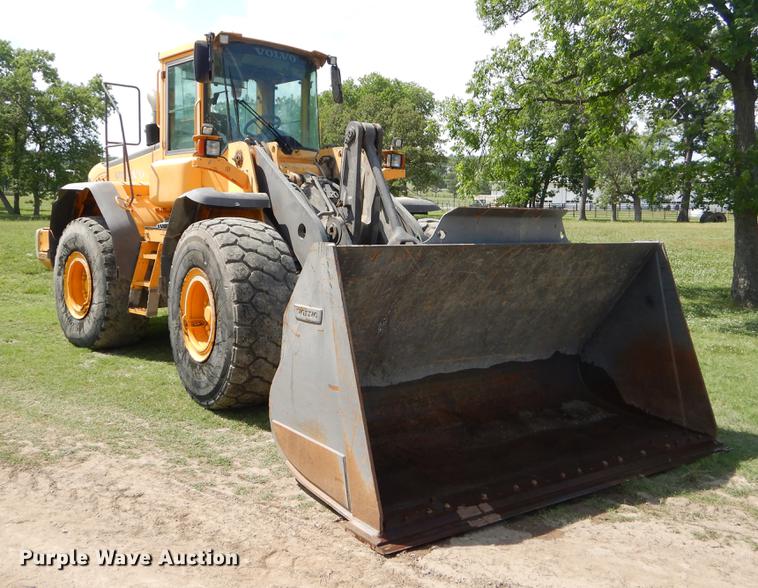 image for item EC9452 2005 Volvo L120E wheel loader