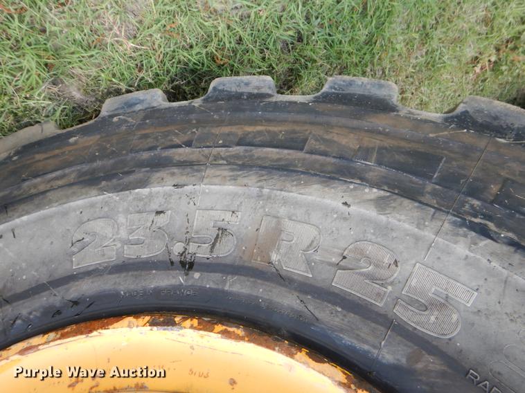 image for item EC9452 2005 Volvo L120E wheel loader