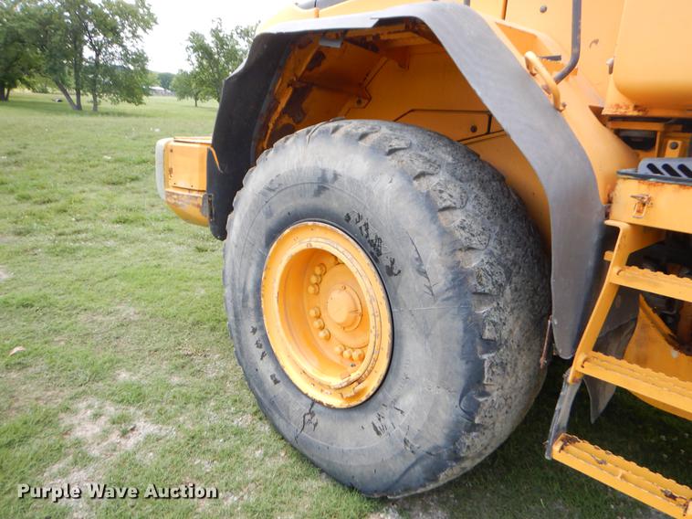image for item EC9452 2005 Volvo L120E wheel loader
