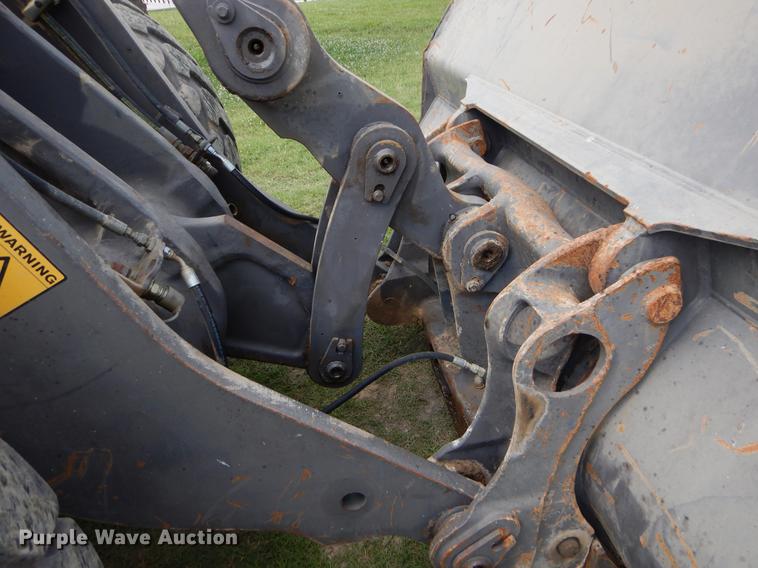 image for item EC9452 2005 Volvo L120E wheel loader