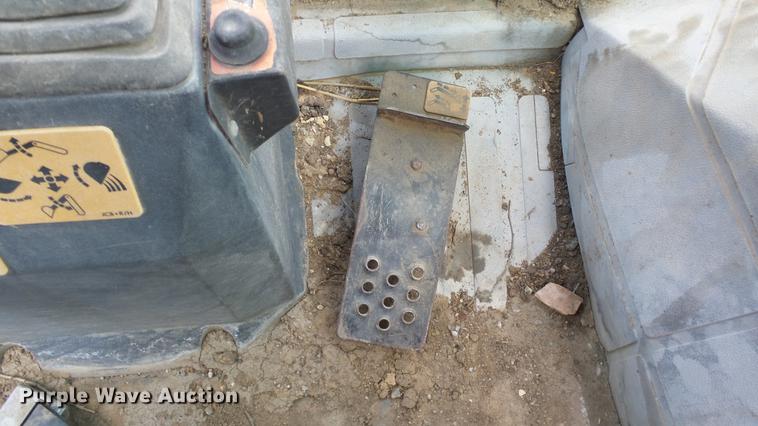 image for item EF9223 JCB 1400B backhoe