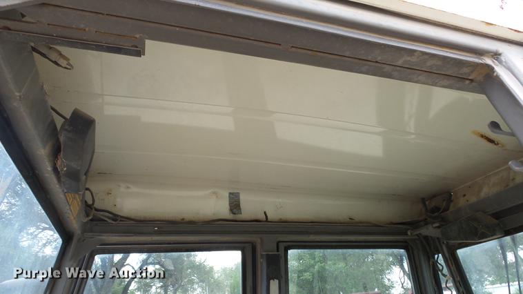 image for item EF9223 JCB 1400B backhoe