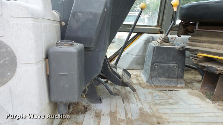 image for item EF9223 JCB 1400B backhoe