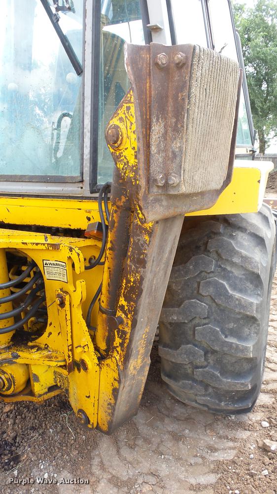 image for item EF9223 JCB 1400B backhoe
