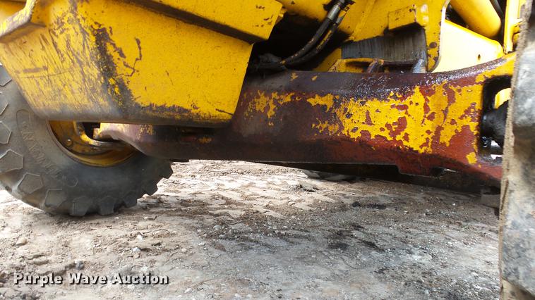 image for item EF9223 JCB 1400B backhoe