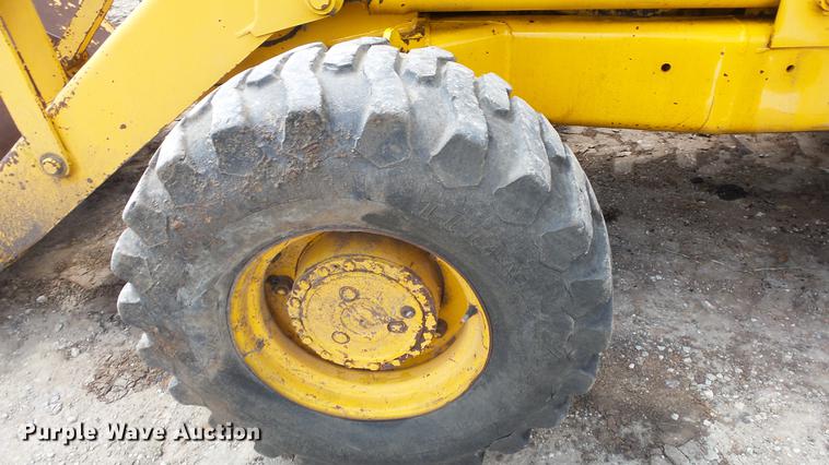 image for item EF9223 JCB 1400B backhoe