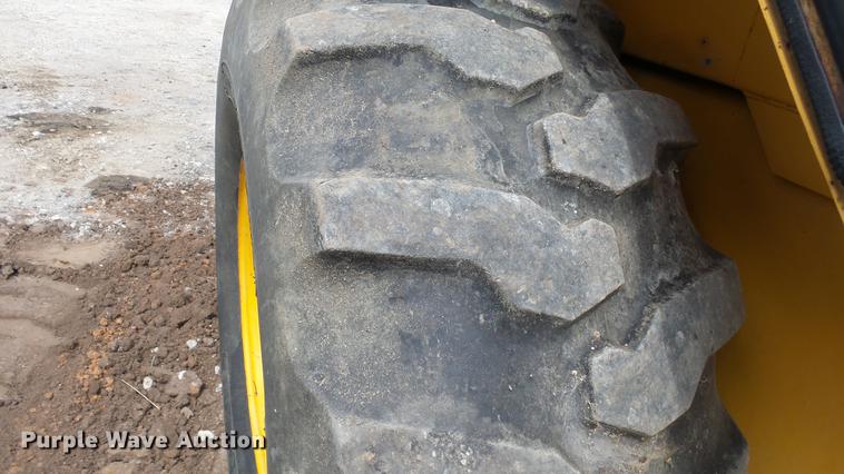 image for item EF9223 JCB 1400B backhoe