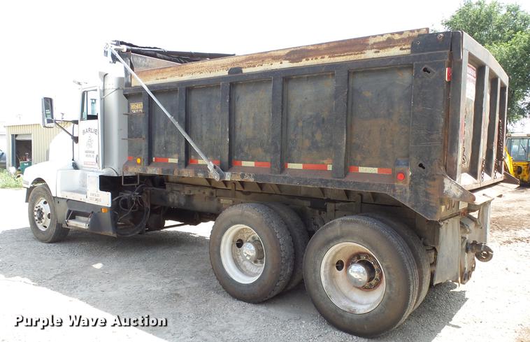 image for item EF9224 1993 Kenworth T600 dump truck