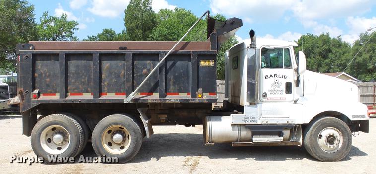 image for item EF9224 1993 Kenworth T600 dump truck