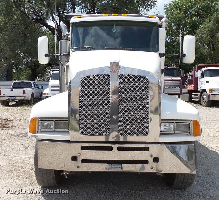 image for item EF9224 1993 Kenworth T600 dump truck