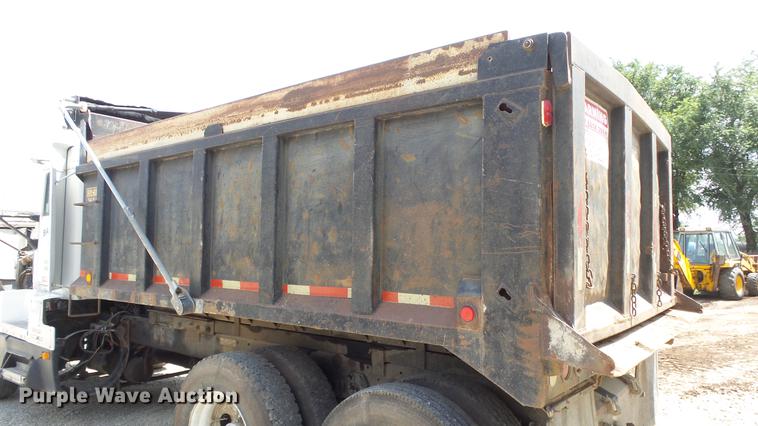 image for item EF9224 1993 Kenworth T600 dump truck