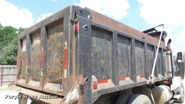 image for item EF9224 1993 Kenworth T600 dump truck