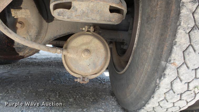 image for item EF9224 1993 Kenworth T600 dump truck