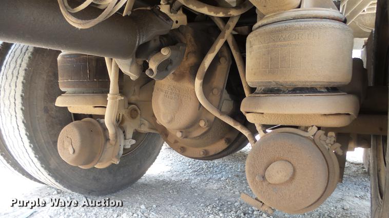 image for item EF9224 1993 Kenworth T600 dump truck