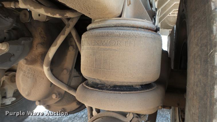 image for item EF9224 1993 Kenworth T600 dump truck