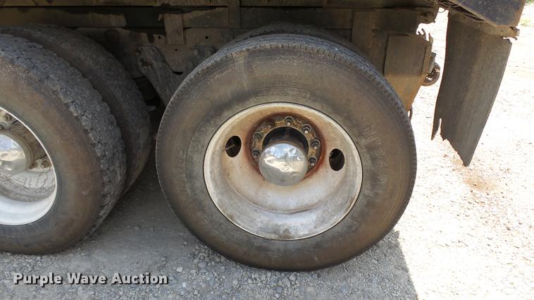 image for item EF9224 1993 Kenworth T600 dump truck