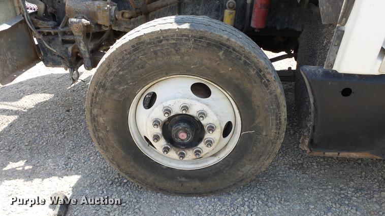 image for item EF9224 1993 Kenworth T600 dump truck