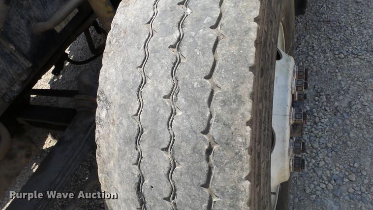 image for item EF9224 1993 Kenworth T600 dump truck