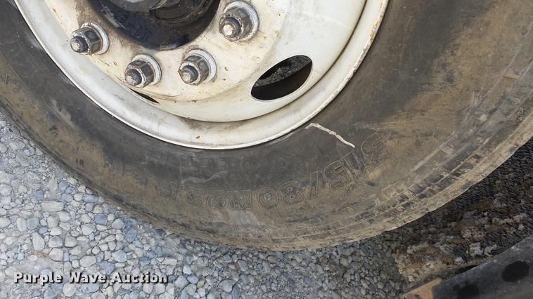 image for item EF9224 1993 Kenworth T600 dump truck