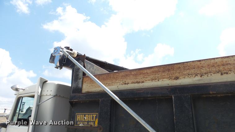 image for item EF9224 1993 Kenworth T600 dump truck