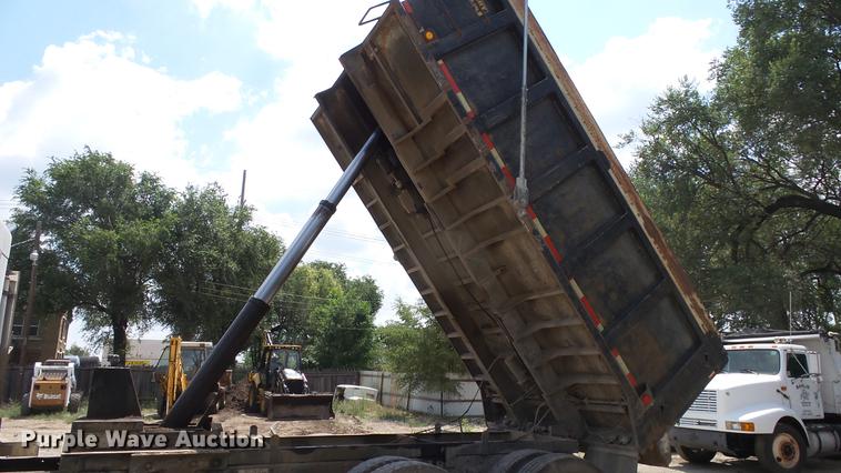 image for item EF9224 1993 Kenworth T600 dump truck