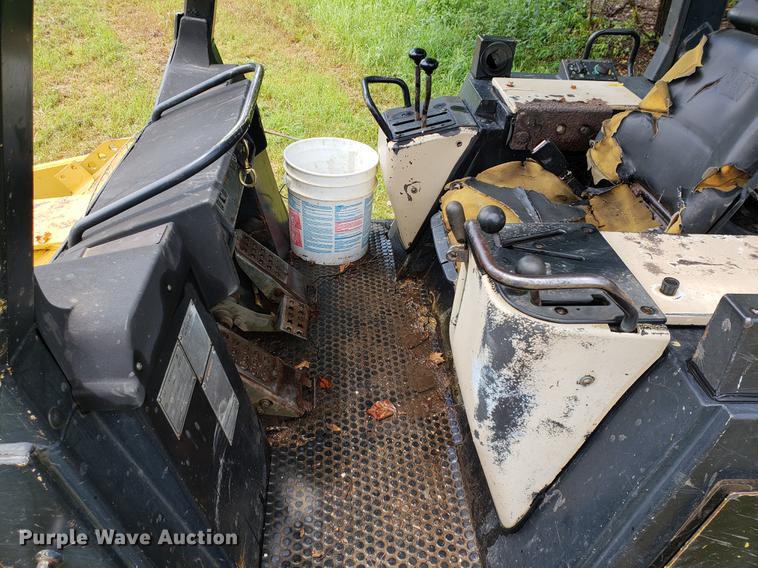 image for item EF9791 1997 Caterpillar 953C track loader