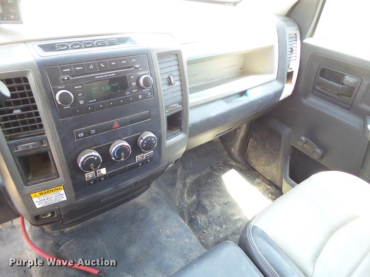 image for item EI9629 2012 Dodge Ram 5500 service truck