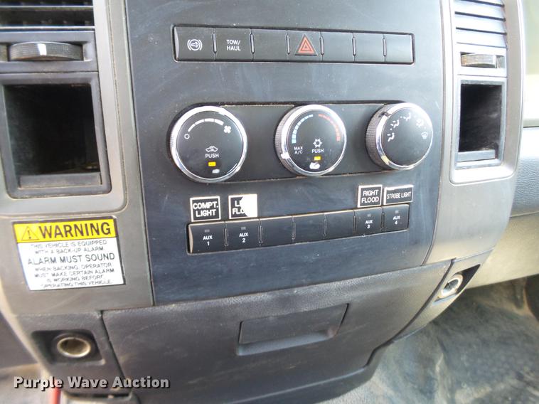 image for item EI9629 2012 Dodge Ram 5500 service truck