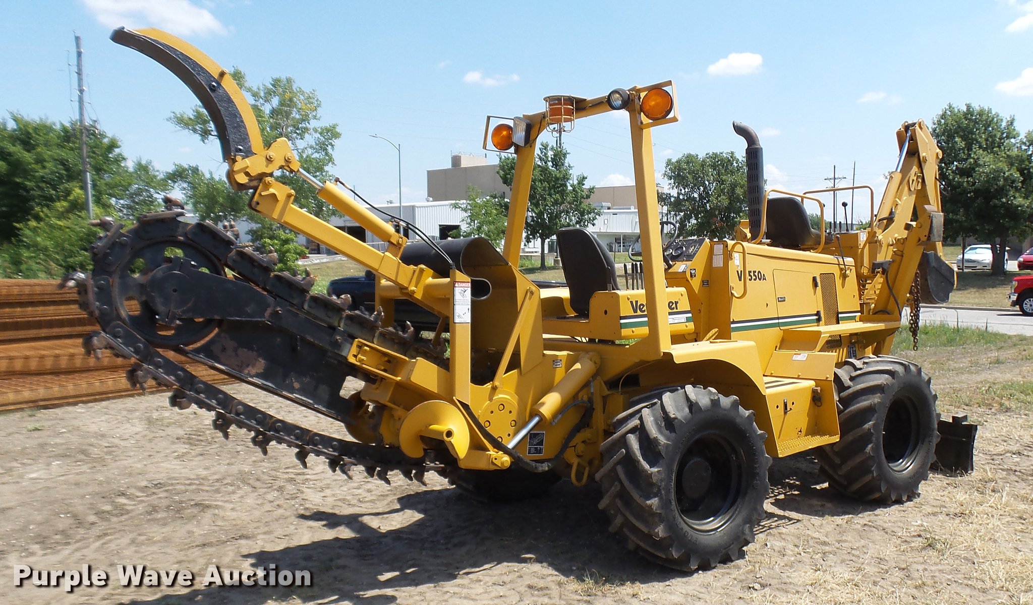 2002 Vermeer V8550A trencher in Olathe, KS Item DX9437 sold Purple Wave