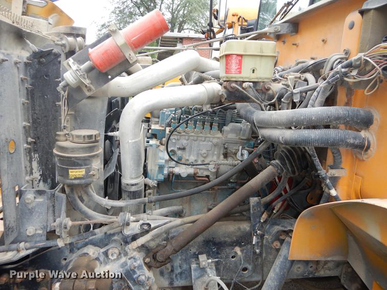 image for item DB8345 1995 International 3800 Thomas school bus