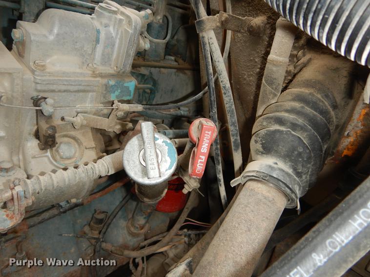 image for item DB8345 1995 International 3800 Thomas school bus