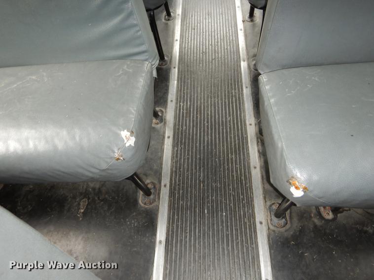 image for item DB8345 1995 International 3800 Thomas school bus