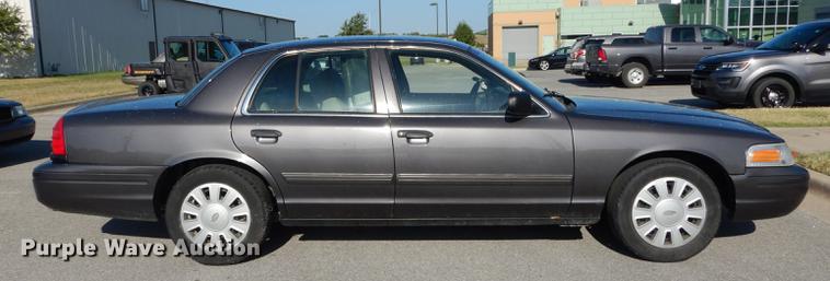 image for item DB8348 2009 Ford Crown Victoria Police Interceptor